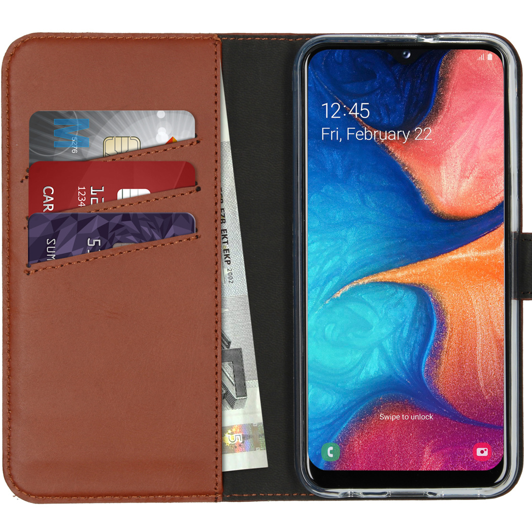 Selencia Echt Lederen Bookcase Samsung Galaxy A20e – Lichtbruin