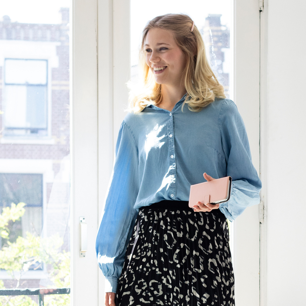 Selencia Echt Leren Bookcase Apple iPhone 11 - Dusty Pink - Afbeelding 4