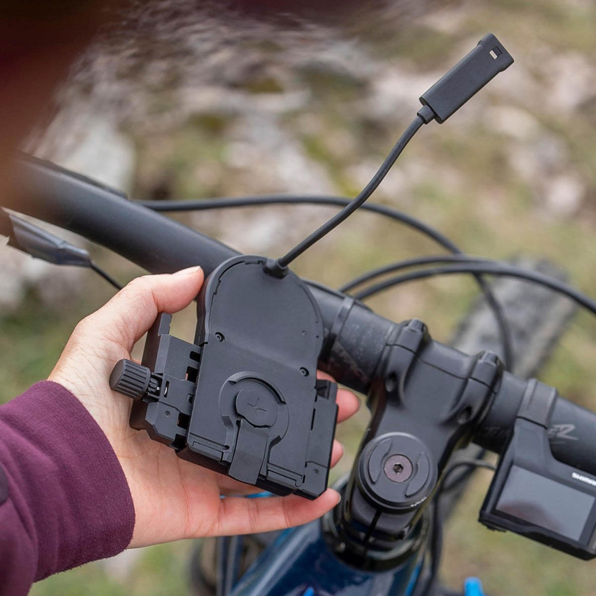 SP Connect Universal Charging Phone Clamp - Voor SPC+ Mounts - Universeel - Draadloos opladen - Zwart - Afbeelding 6