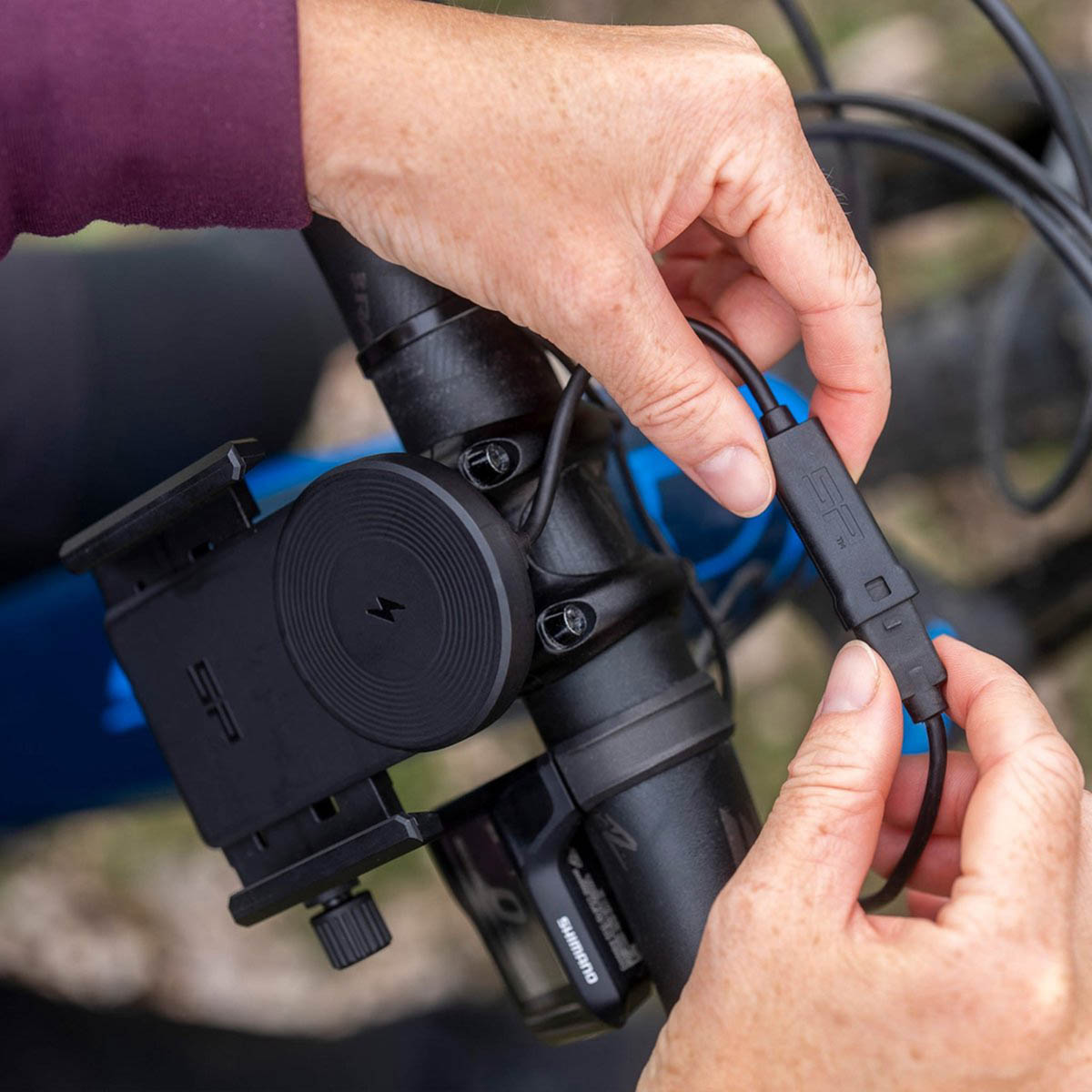 SP Connect Universal Charging Phone Clamp - Voor SPC+ Mounts - Universeel - Draadloos opladen - Zwart - Afbeelding 3