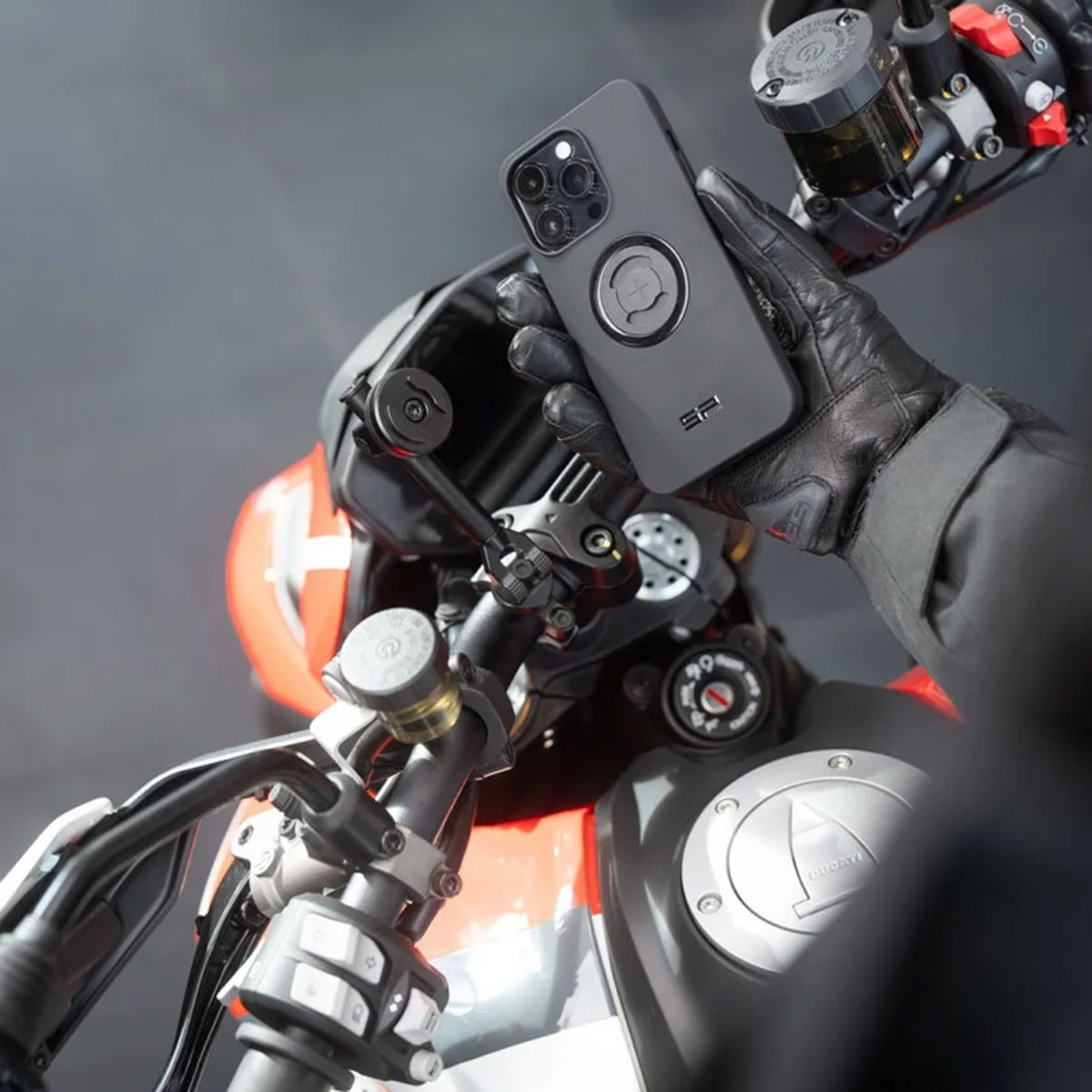 SP Connect Moto Mount 3D - Telefoonhouder motor(fiets) - Universeel - Geschikt voor SPC+ hoesjes - Zwart - Afbeelding 2