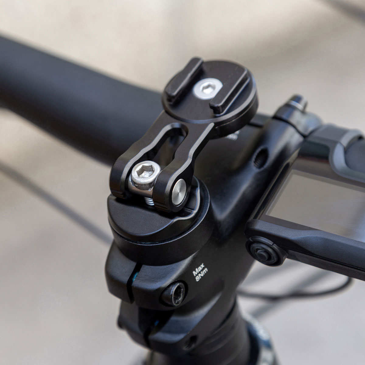 SP Connect Stem Mount Pro – Telefoonhouder fiets – Universele houder voor SPC+ hoesjes – Zwart