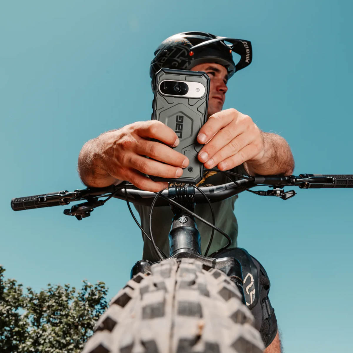 UAG Pathfinder Backcover Magnet Google Pixel 9 - Zwart - Afbeelding 4