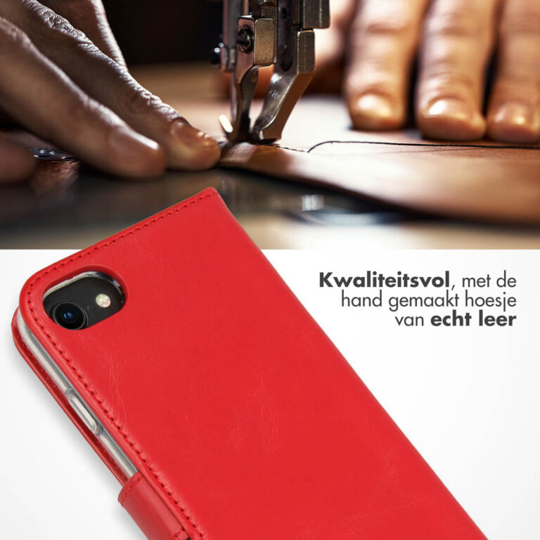 Selencia Echt Lederen Bookcase Apple iPhone SE (2022 / 2020) / 8 / 7 / 6(s) - Rood - Afbeelding 4