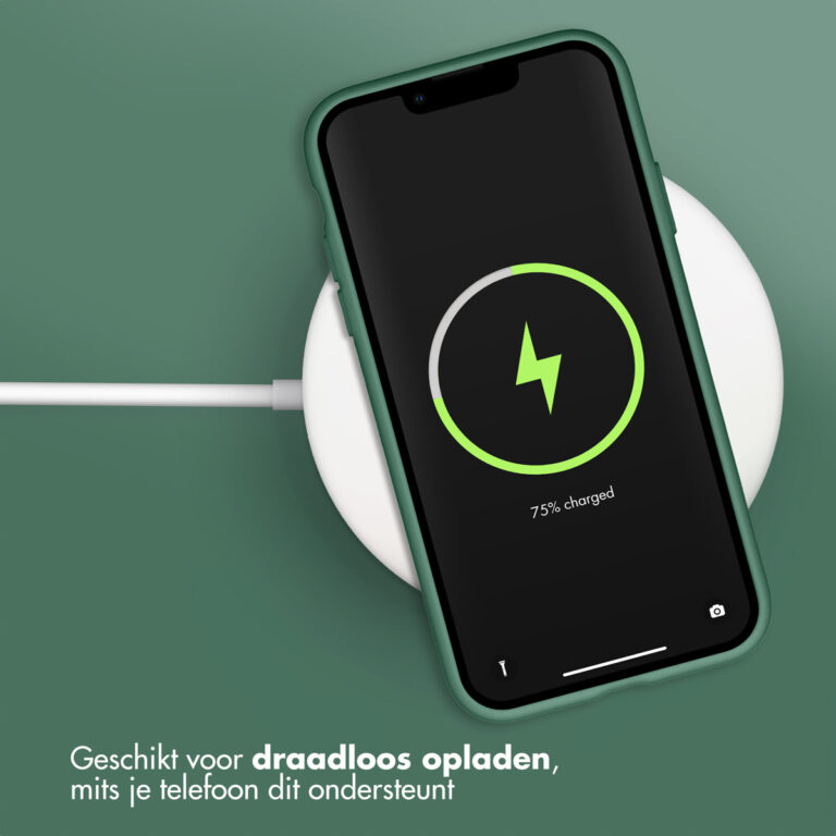 Accezz Liquid Silicone Backcover Apple iPhone 11 - Donkergroen - Afbeelding 2