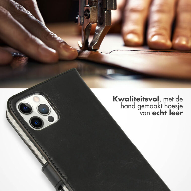 Selencia Echt Lederen Bookcase Apple iPhone 12 (Pro) - Zwart - Afbeelding 4