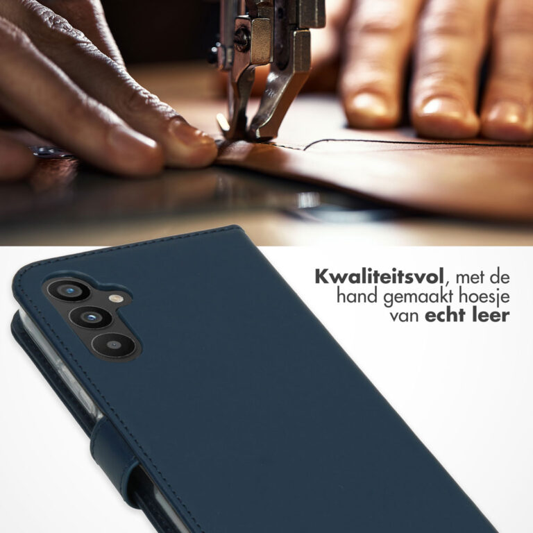 Selencia Echt Lederen Bookcase Samsung Galaxy A34 (5G) - Blauw - Afbeelding 4