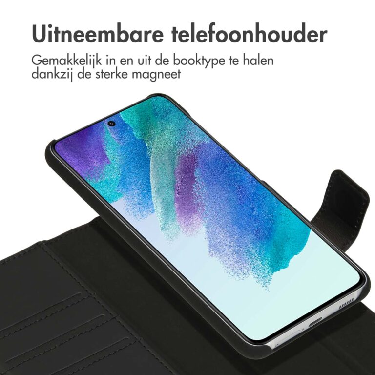 Accezz Premium Leather 2 in 1 Wallet Bookcase Samsung Galaxy S21 FE - Zwart - Afbeelding 4