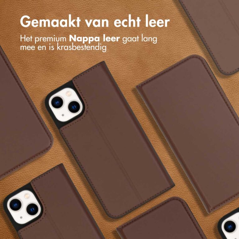 Accezz Premium Leather Slim Bookcase Apple iPhone 14 - Bruin - Afbeelding 6