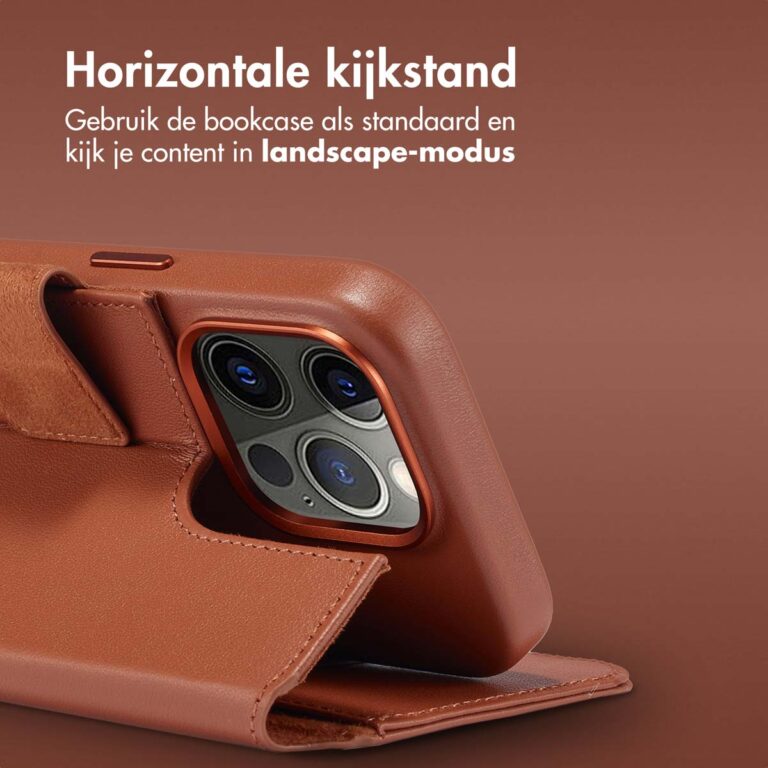 Accezz Leather Bookcase 2-in-1 met MagSafe Apple iPhone 15 Pro - Sienna Brown - Afbeelding 7