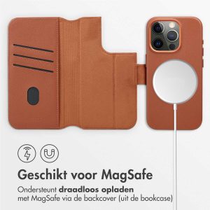 Accezz Leather Bookcase 2-in-1 met MagSafe Apple iPhone 15 Pro - Sienna Brown