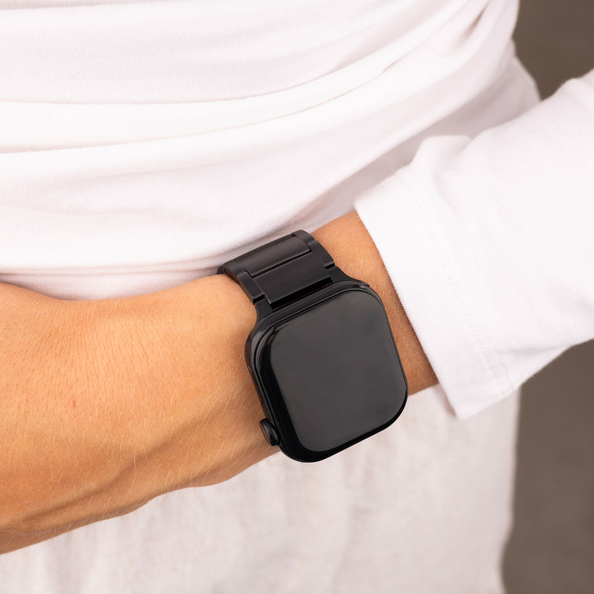 Accezz Mat Titanium bandje Apple Watch Series 1 t/m 9 / SE (38/40/41 mm) | Series 10 / 11 (42 mm) - Zwart - Afbeelding 10