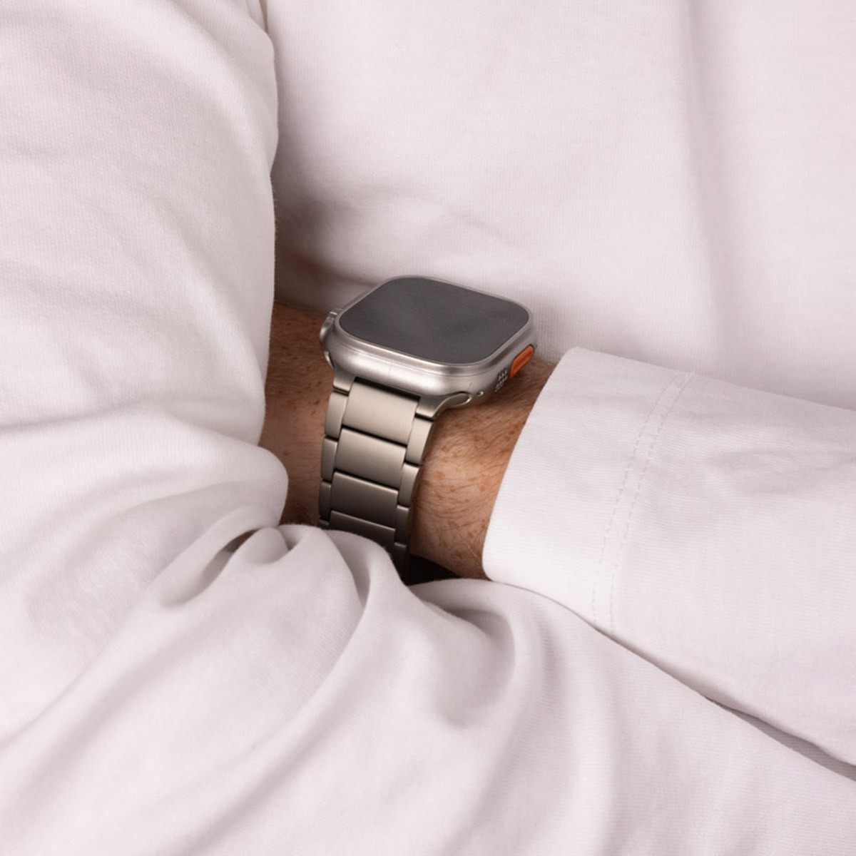 Accezz Mat Titanium bandje Apple Watch Series 1 t/m 11 / SE / Ultra (44/45/46/49 mm) - Titanium - Afbeelding 10