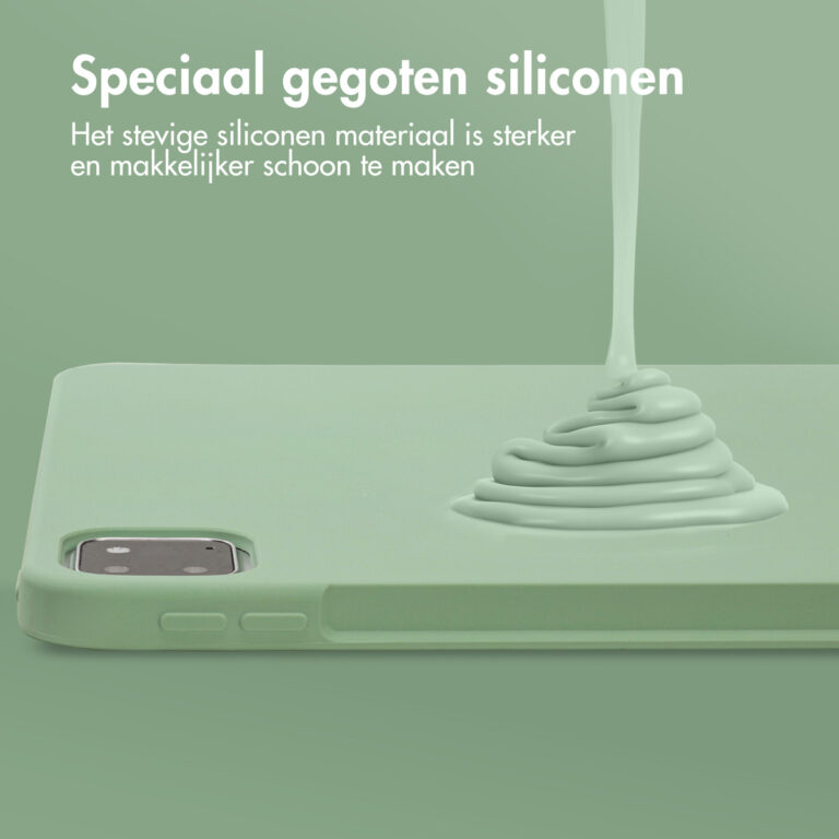 Accezz Liquid Silicone Backcover met penhouder Apple iPad Pro 11 (2022 / 2021 / 2020 / 2018) - Lichtgroen - Afbeelding 10