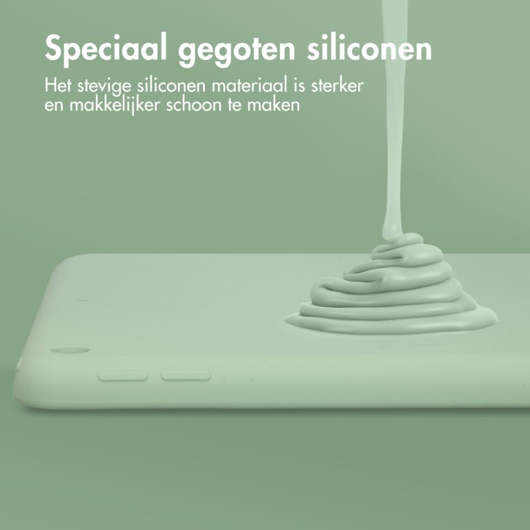 Accezz Liquid Silicone Backcover Apple iPad 9 (2021) 10.2 inch / iPad 8 (2020) 10.2 inch / iPad 7 (2019) 10.2 inch - Lichtgroen - Afbeelding 5