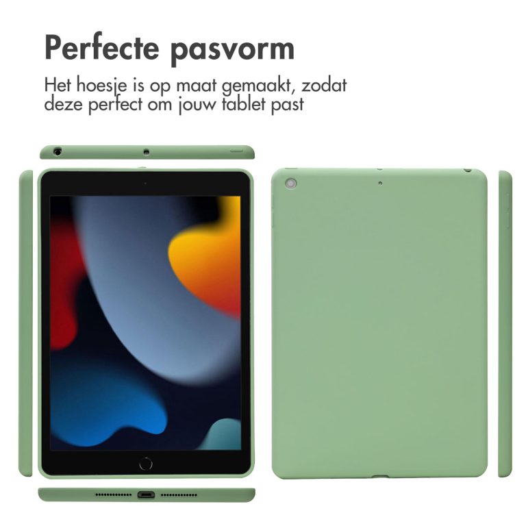 Accezz Liquid Silicone Backcover Apple iPad 9 (2021) 10.2 inch / iPad 8 (2020) 10.2 inch / iPad 7 (2019) 10.2 inch - Lichtgroen - Afbeelding 3