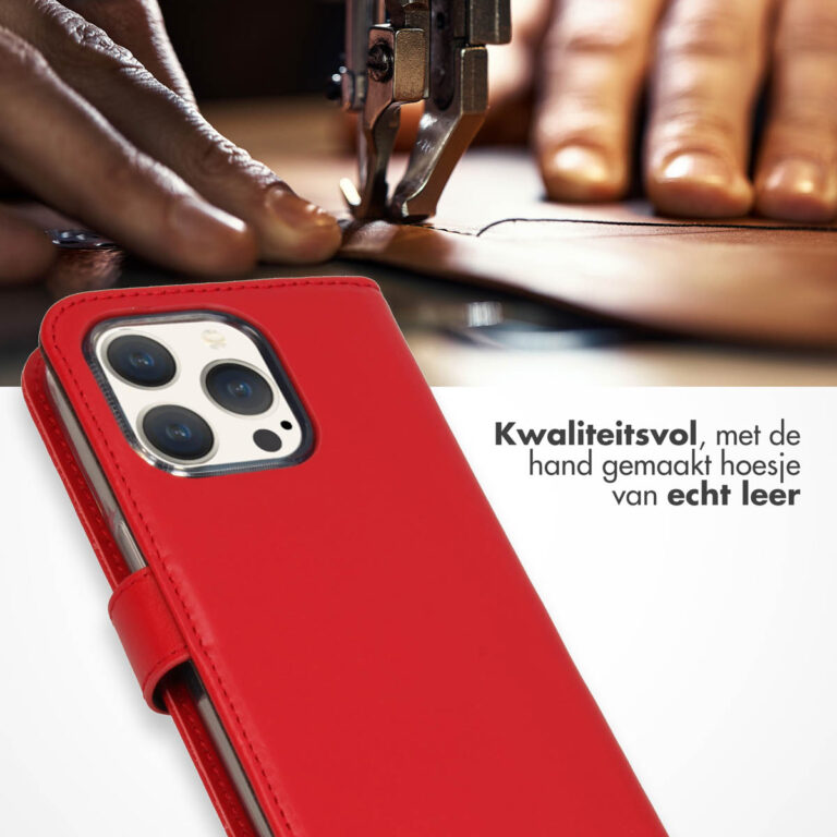 Selencia Echt Lederen Bookcase Apple iPhone 15 Pro - Rood - Afbeelding 4
