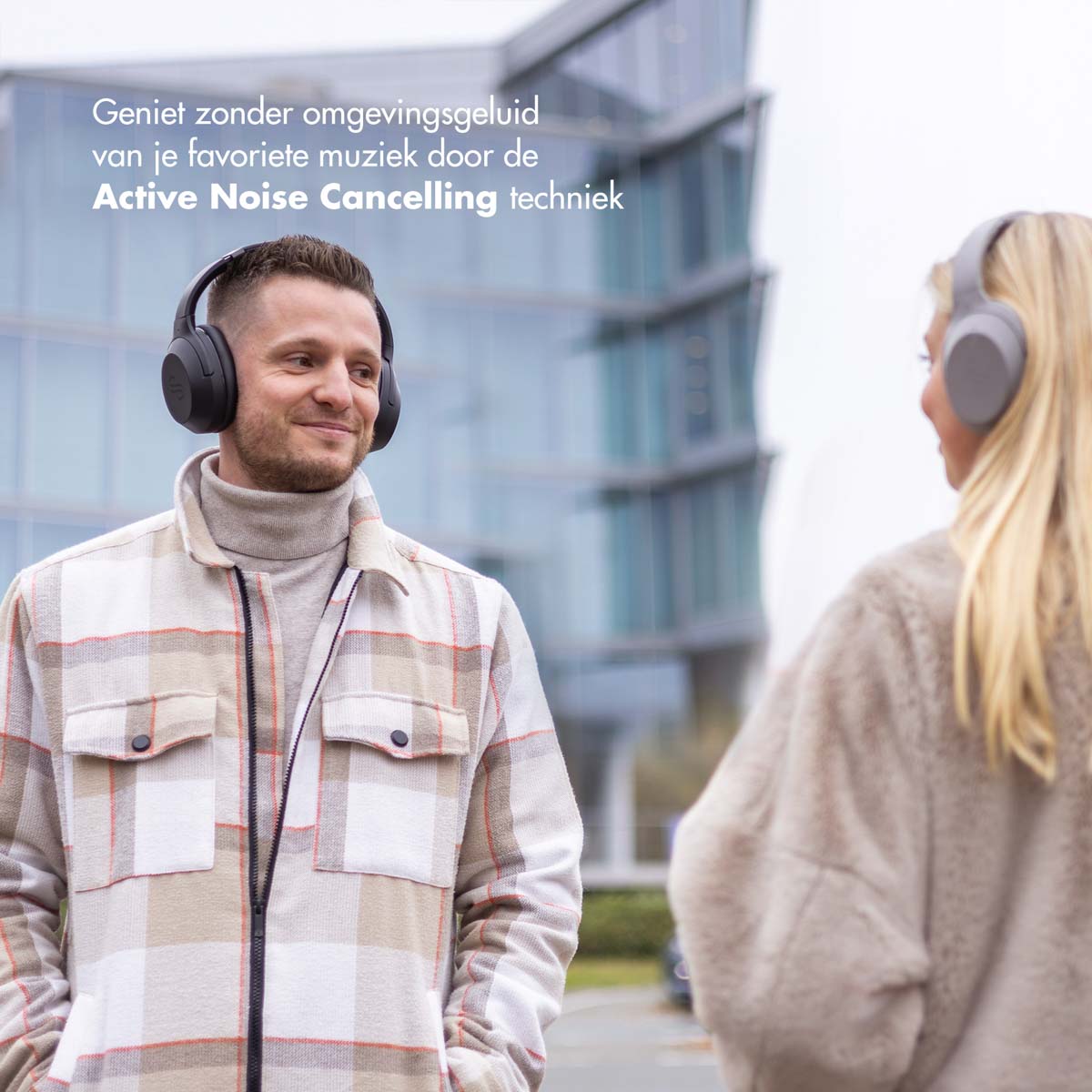 Selencia Urban Play Draadloze Koptelefoon - Active Noise Cancelling (ANC) - Met Opbergcase - Midnight Black - Afbeelding 6