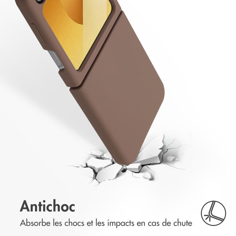 Accezz Liquid Silicone Backcover met MagSafe Samsung Galaxy Z Flip 6 - Lichtbruin - Afbeelding 9