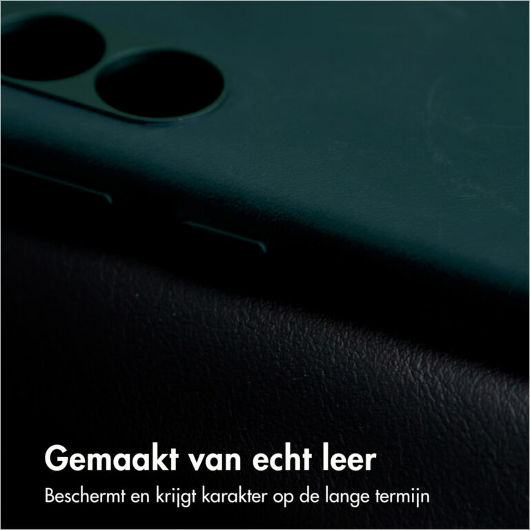 Accezz Vintage Leather Magsafe Backcover Samsung Galaxy S24 / S25 - Smokey Green - Afbeelding 2