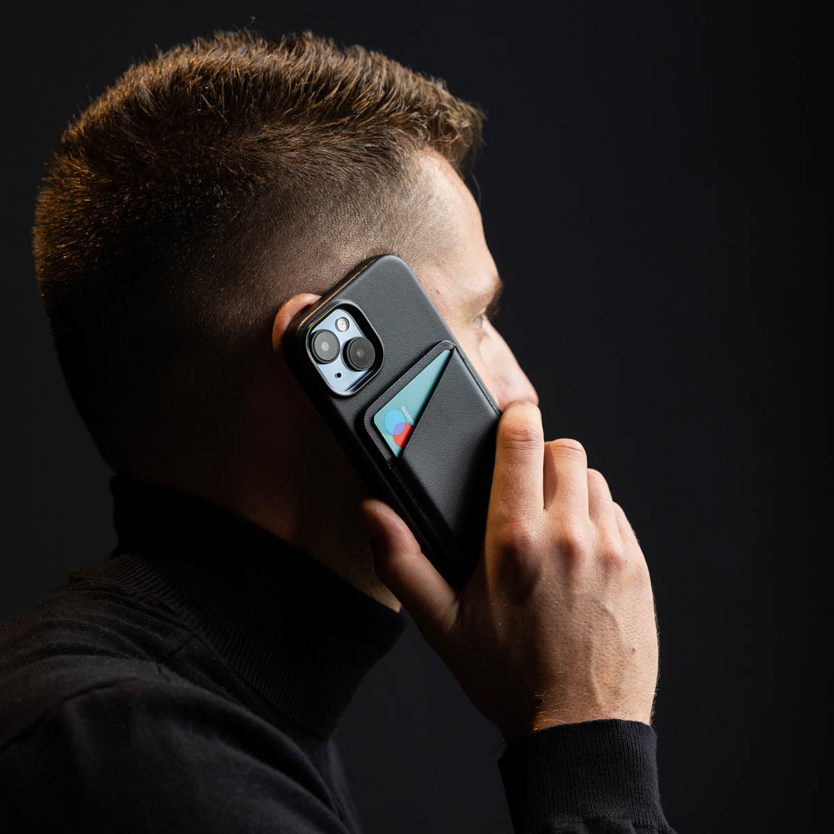 Accezz Leren Kaarthouder - Geschikt voor MagSafe en Qi2 - Onyx Black - Afbeelding 2