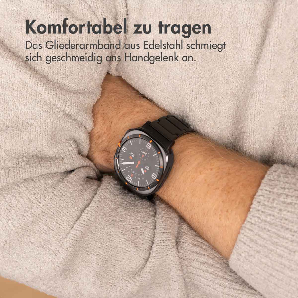 Accezz Mat Titanium bandje voor de Samsung Galaxy Watch Ultra (2024/2025) - Zwart - Afbeelding 7