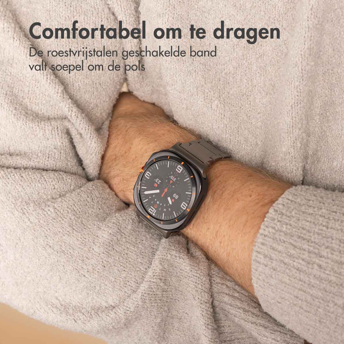 Accezz Mat Titanium bandje voor de Samsung Galaxy Watch Ultra (2024/2025) - Zilver - Afbeelding 4