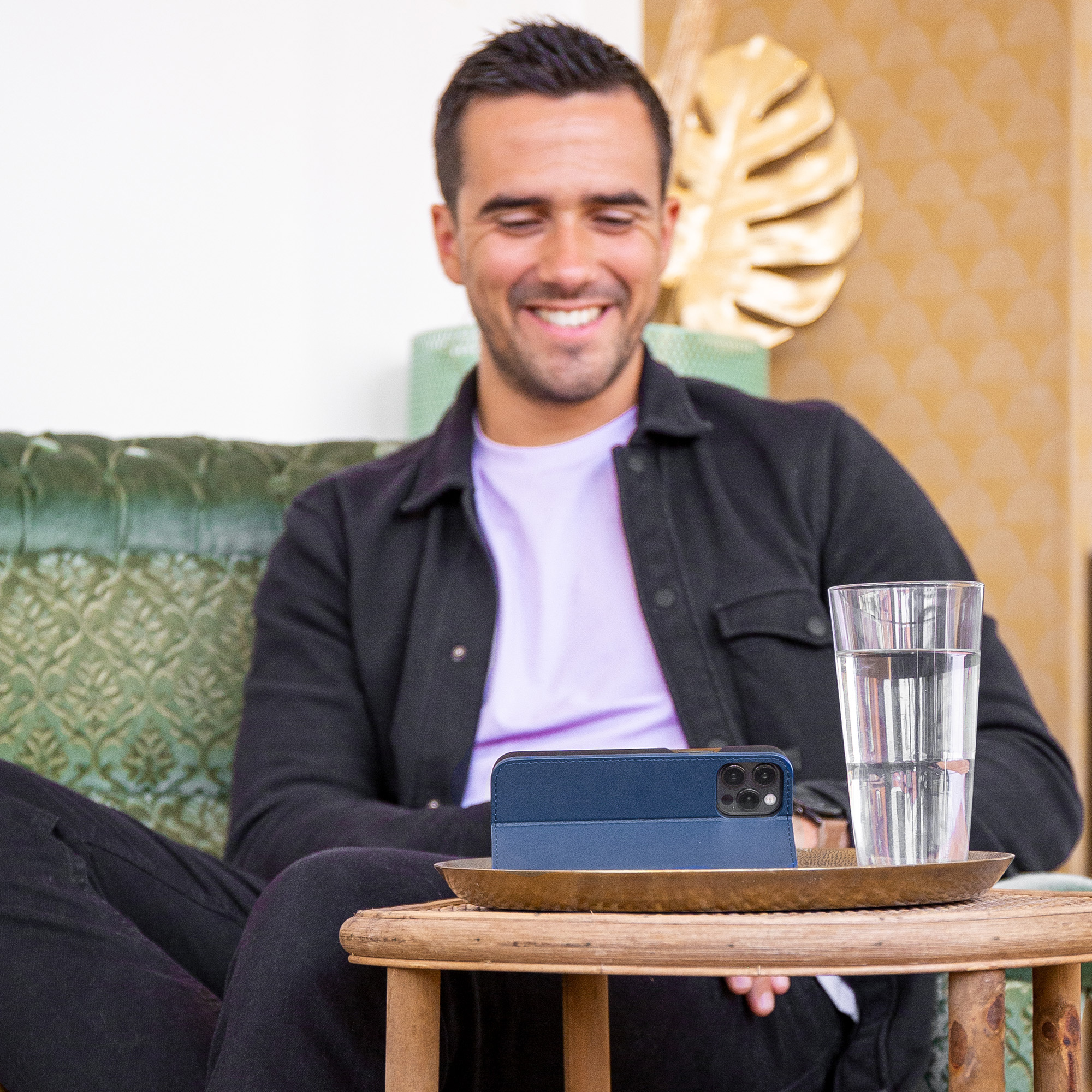 Accezz Premium Leather Slim Bookcase Apple iPhone 14 - Donkerblauw - Afbeelding 4