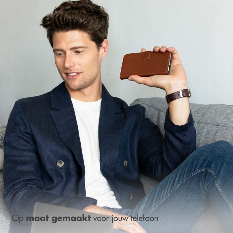 Selencia Echt Leren Bookcase iPhone 11 Pro Max - Lichtbruin - Afbeelding 6