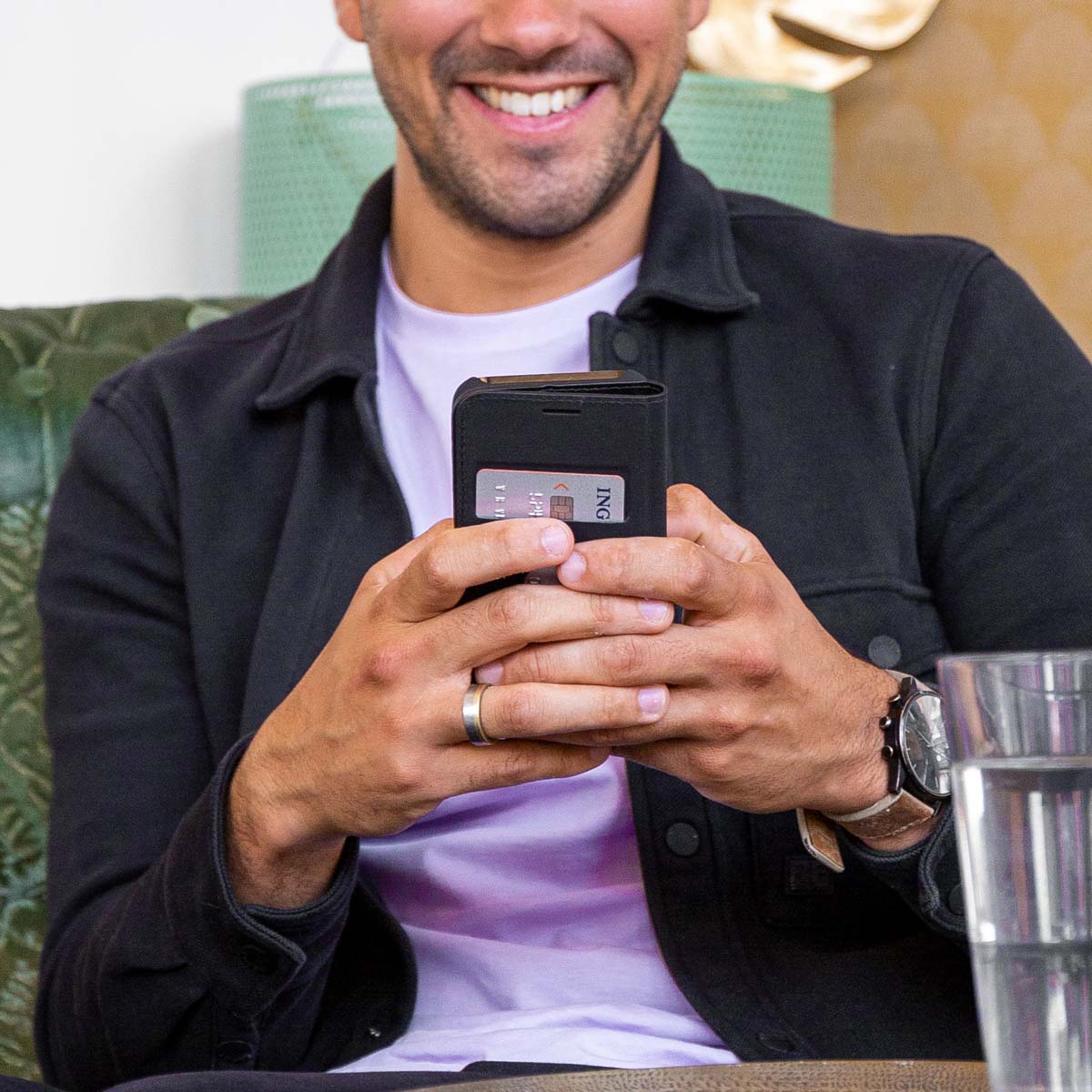 Accezz Premium Leather Slim Bookcase Apple iPhone 14 Plus - Zwart - Afbeelding 2