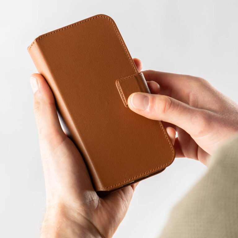 Accezz Leather Bookcase 2-in-1 met MagSafe Apple iPhone 16 Pro Max - Sienna Brown - Afbeelding 4