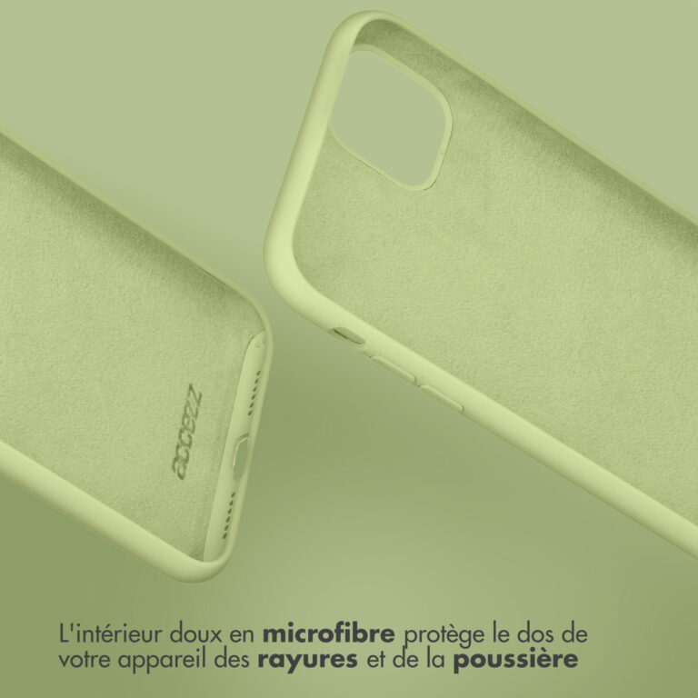 Accezz Liquid Silicone Backcover Apple iPhone 13 - Groen - Afbeelding 10