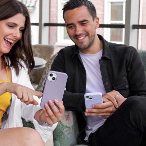 Accezz Liquid Silicone Backcover Apple iPhone 15 - Lavender Gray