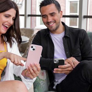 Accezz Liquid Silicone Backcover Samsung Galaxy Z Fold 5 - Zwart