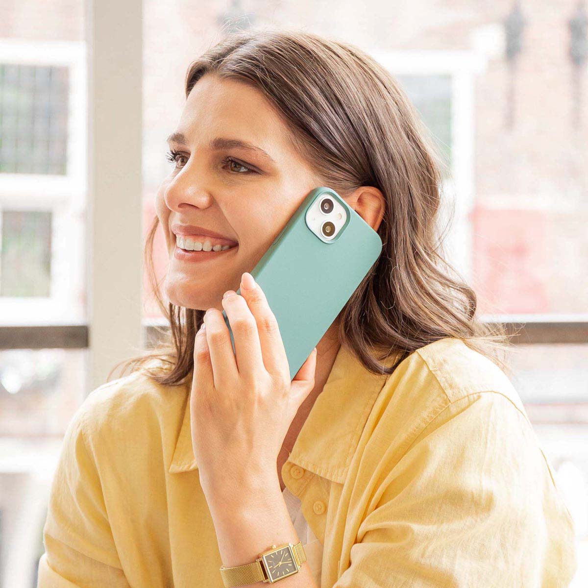 Accezz Liquid Silicone Backcover met MagSafe Apple iPhone 13 Pro - Donkergroen - Afbeelding 10